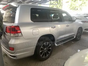 Toyota Land Cruiser 4.5 V8 TD 2017 Silver