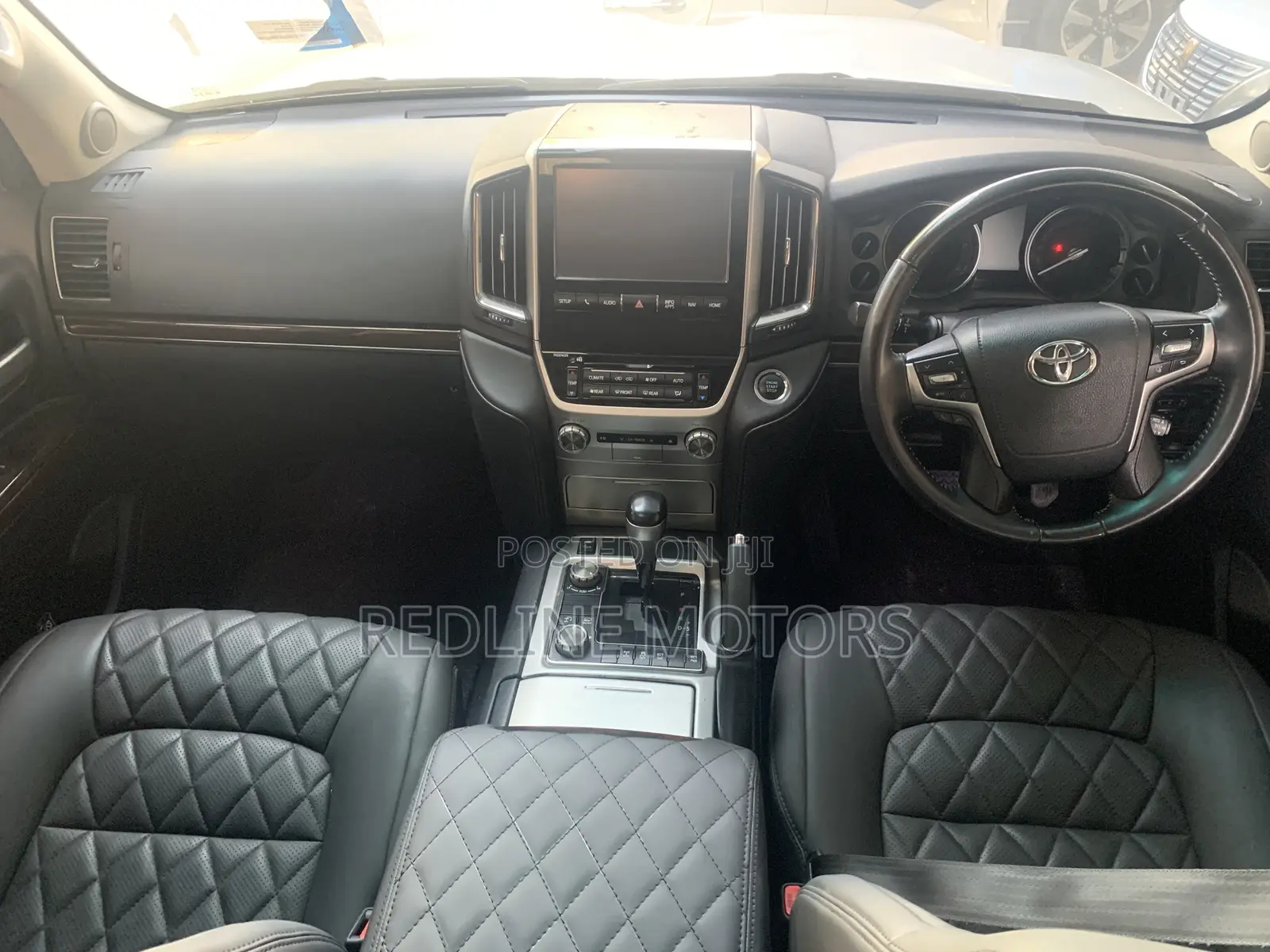 Toyota Land Cruiser 4.5 V8 TD 2017 Silver