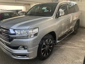 Toyota Land Cruiser 4.5 V8 TD 2017 Silver