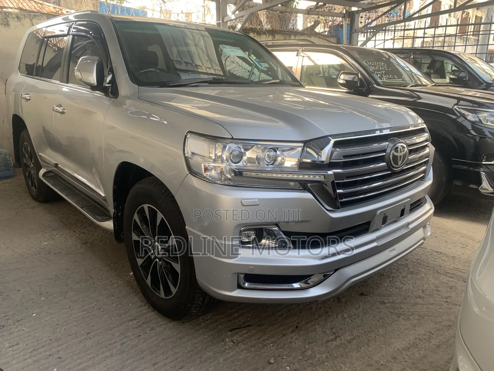 Toyota Land Cruiser 4.5 V8 TD 2017 Silver