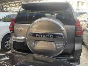 Toyota Land Cruiser Prado 2.8 2017 Beige