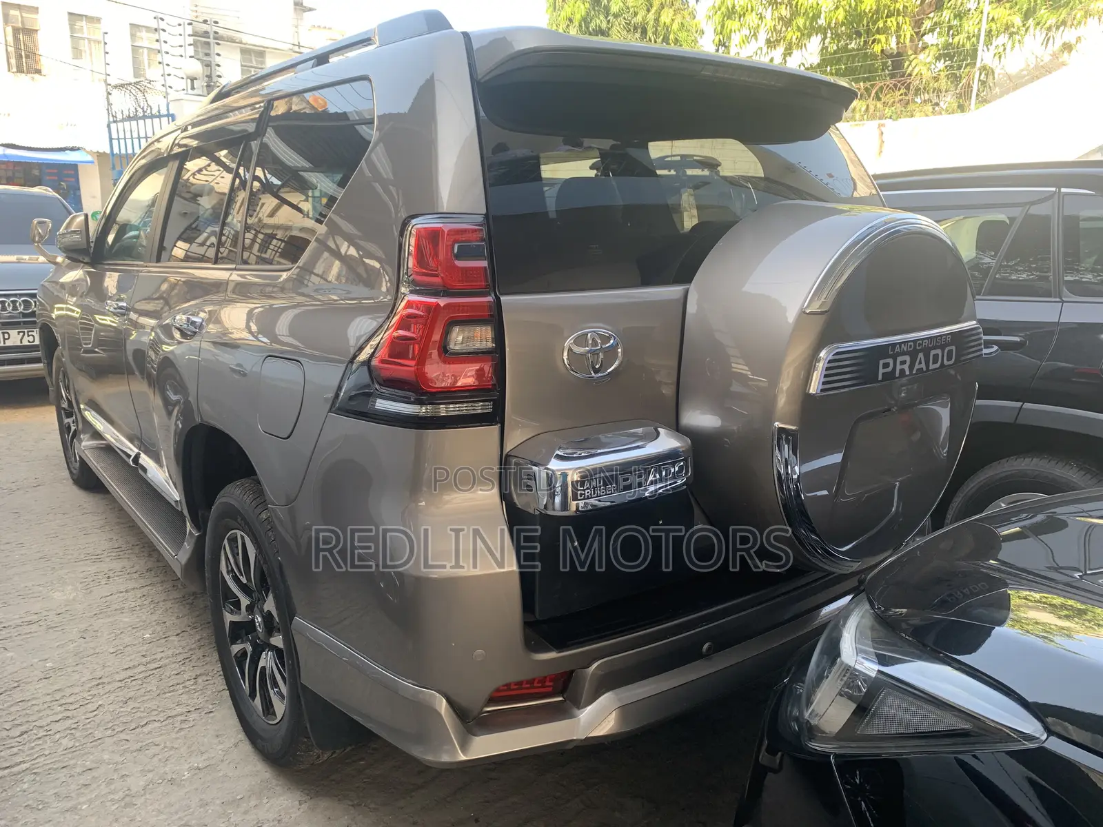 Toyota Land Cruiser Prado 2.8 2017 Beige