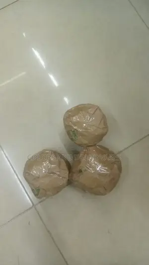White Decorative Stones KSH 150 a Kilo