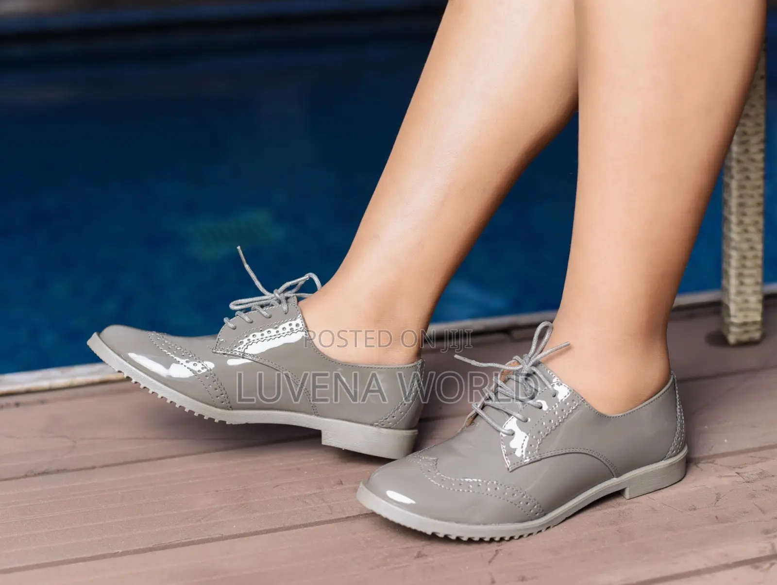 Plain Brogues