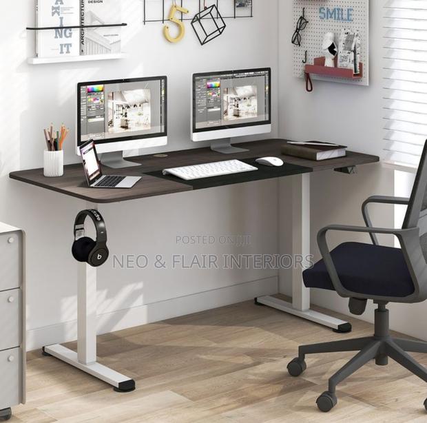 Computer Table (Electric Height Adjustable)