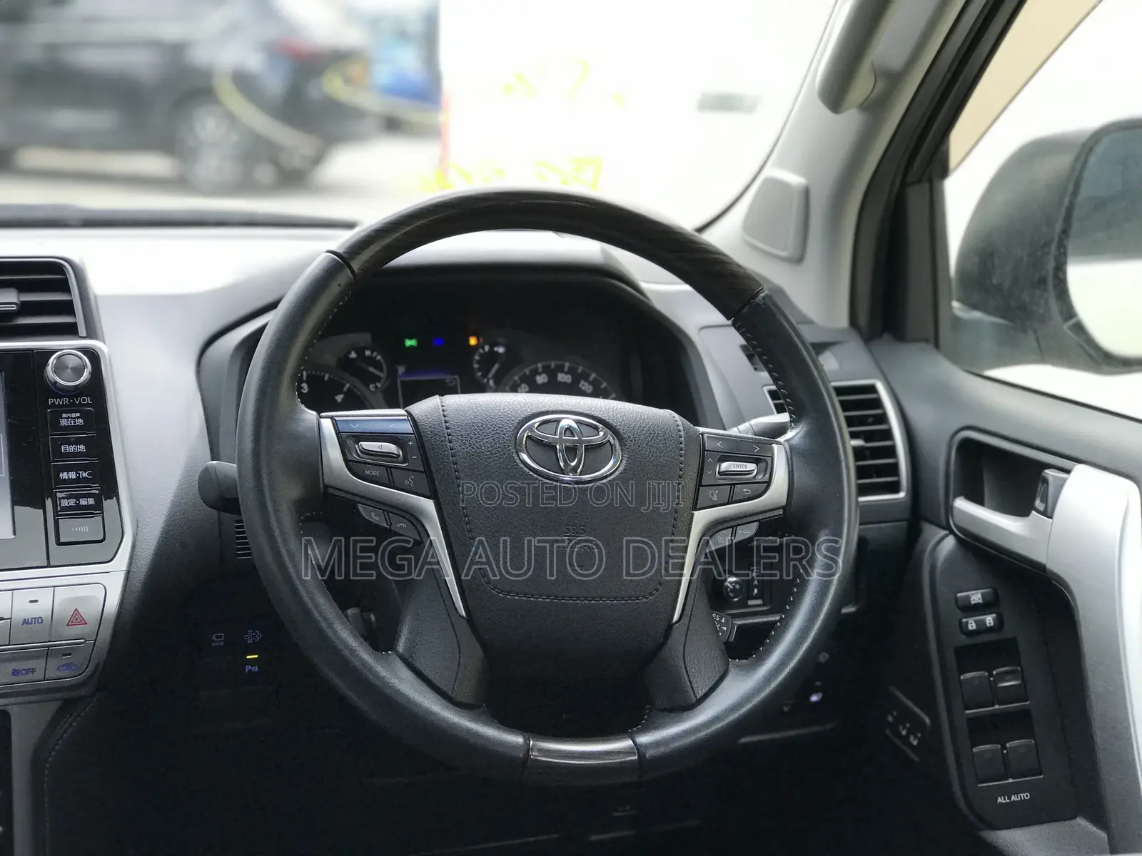 Toyota Land Cruiser Prado 2018 White