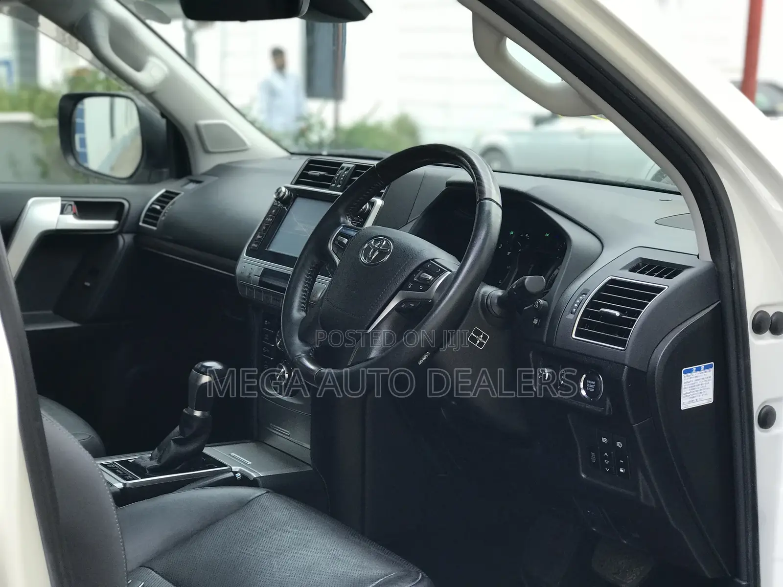 Toyota Land Cruiser Prado 2018 White