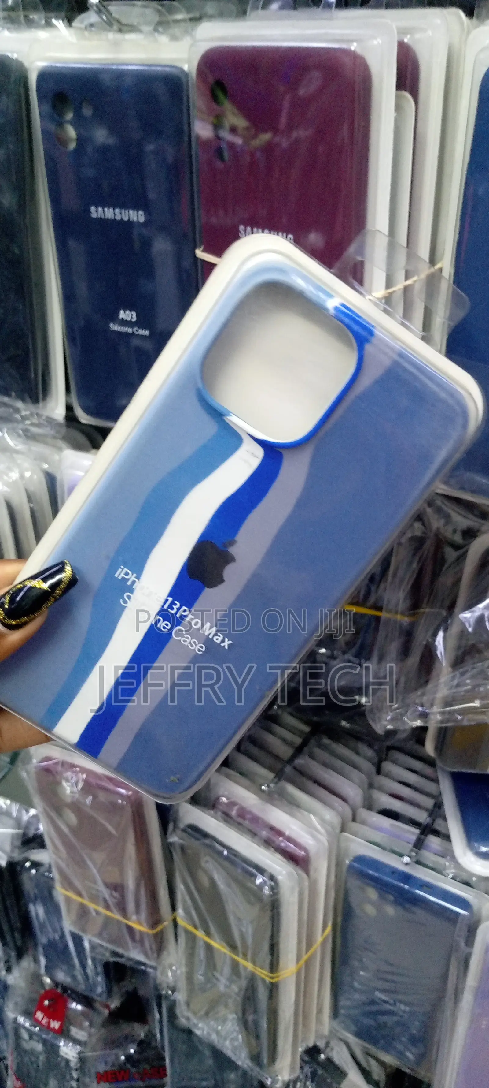EVERMORE- iPhone 13 Pro Max Silicone Rainbow Colorful