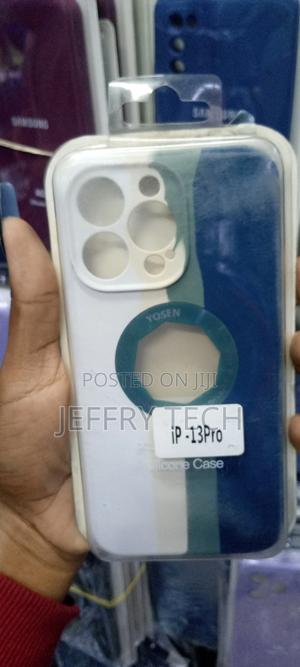 Apple iPhone 13 Pro Rainbow Soft Liquid Silicone Case-Redo - thumbnail 2