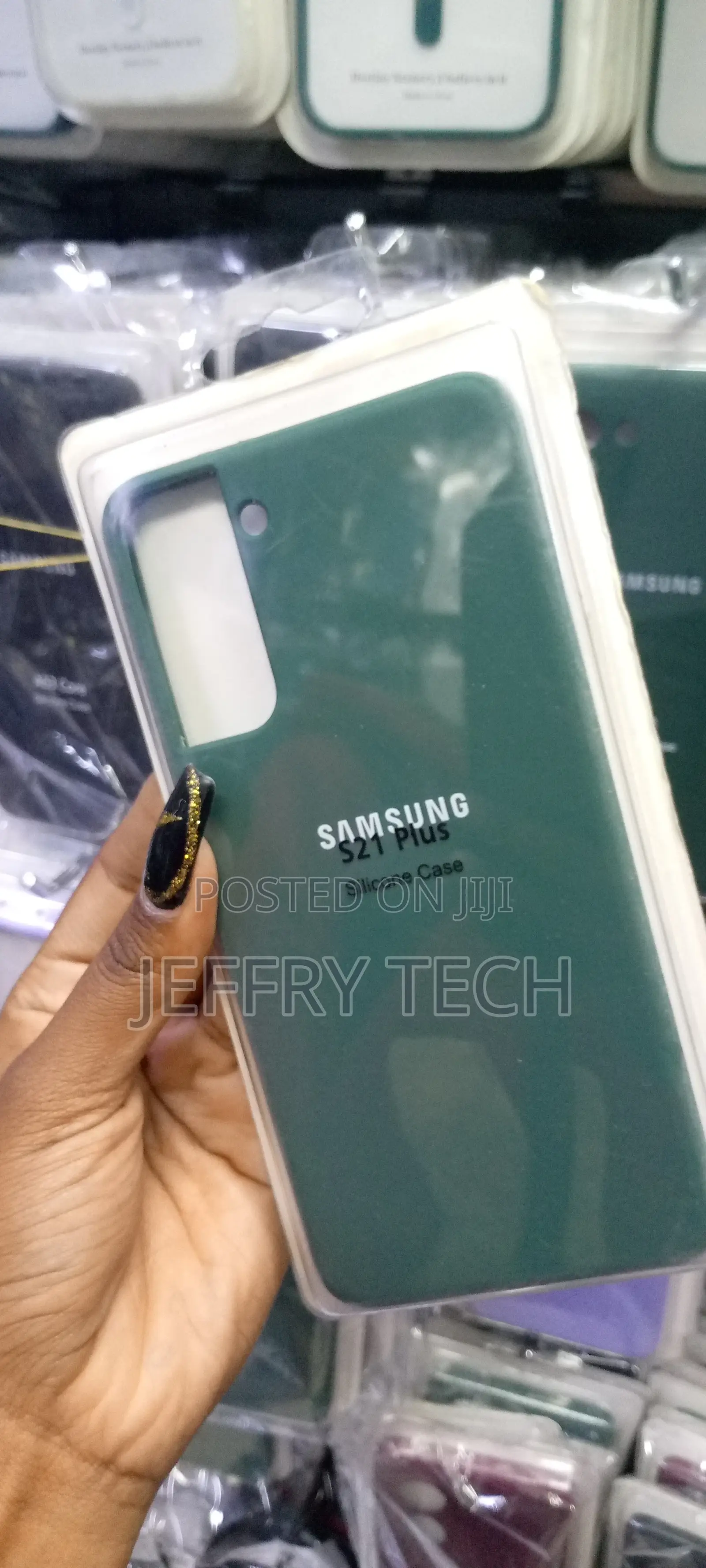 WERT- Samsung Galaxy S21 Soft Silicone Case Cover