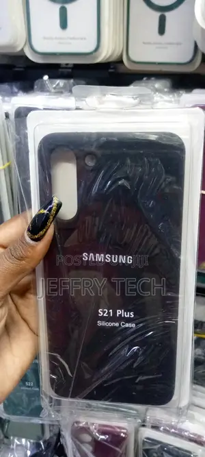 Olixar Black Soft Silicone Case - For Samsung Galaxy S21 Plu