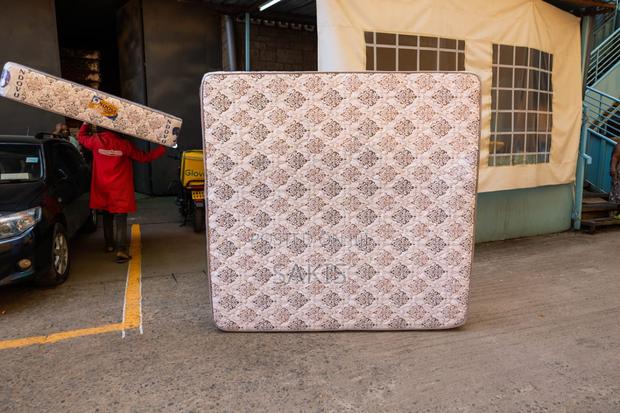 ASK! 4 X 6, 10inch Medium Duty Quilted Mattresses. Tukuletee - thumbnail 2