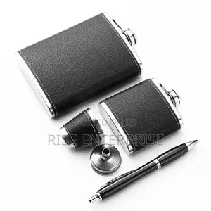 Black Leather-Covered Whiskey Flasks Gift Set