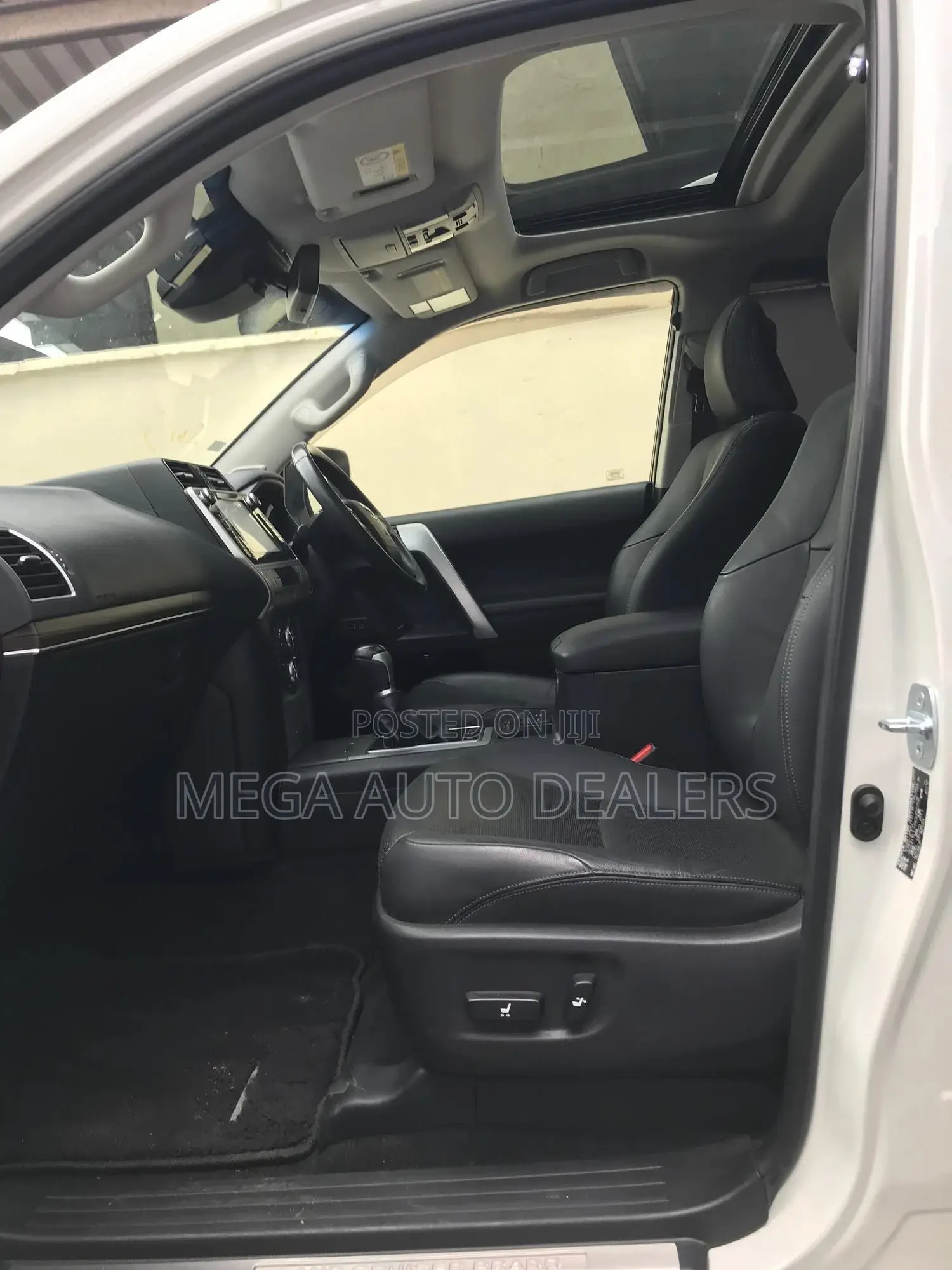 Toyota Land Cruiser Prado 2018 White