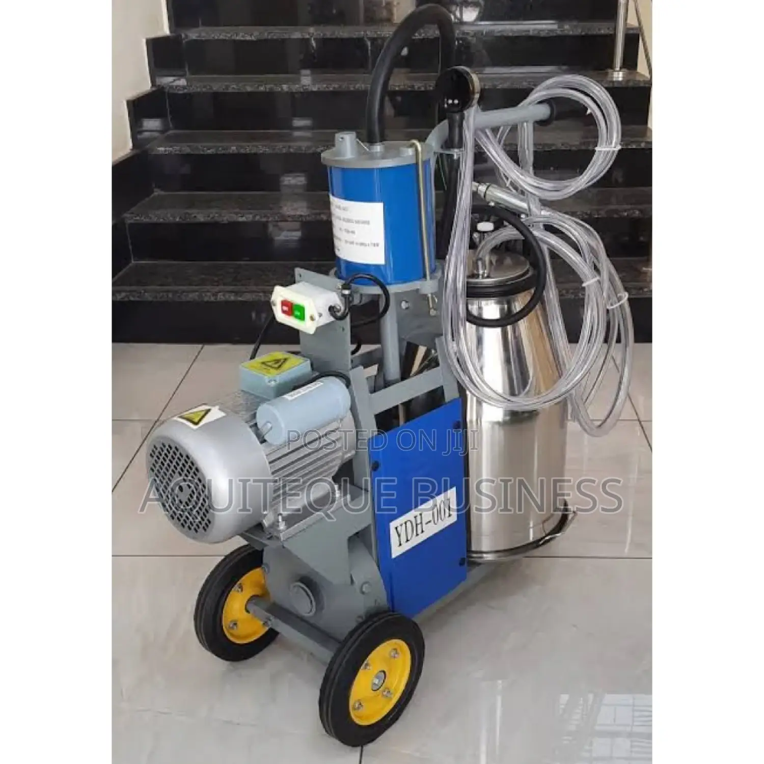 Milking Machine. With Single Bucket