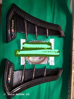 Mpower Branded Carbon Finish Rubber Side Air Vent for BMW