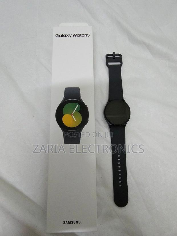 Samsung Watch 5 40mm - thumbnail 3