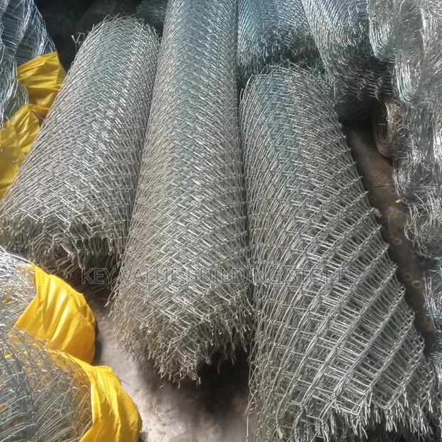 Hot Dipped Galvanized Chainlink 11g (3mm)80×80 5ft