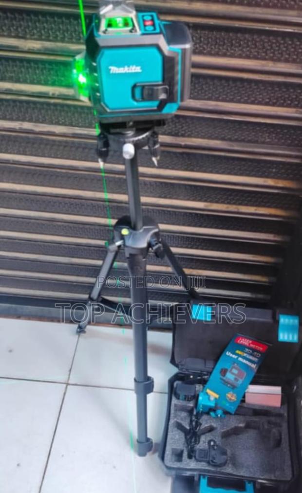 Makita Auto Laser Level 360° With Tripod Stand