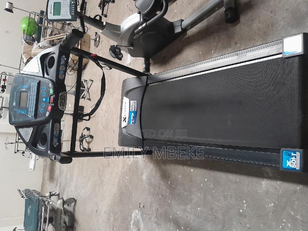 Treadmill Machine - thumbnail 2