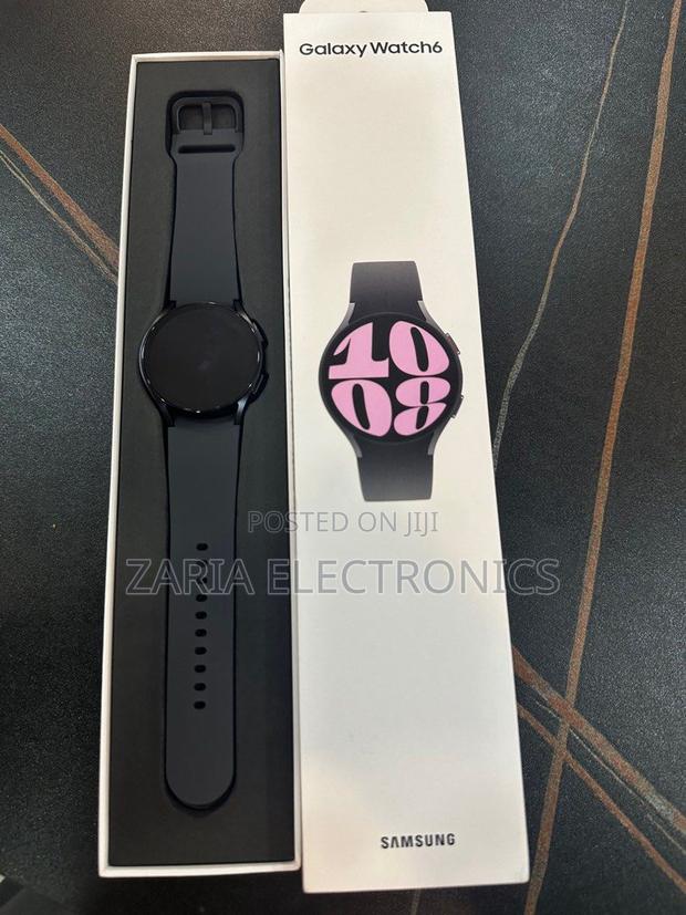 Samsung Watch 6 44mm - main view