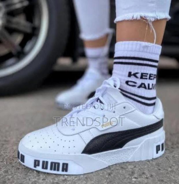 Unsex Puma Sneakers Offers