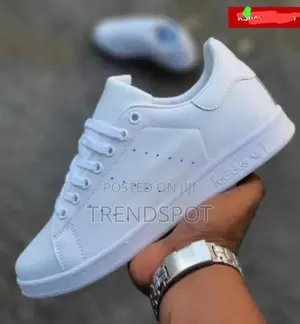 Adidas Sneakers