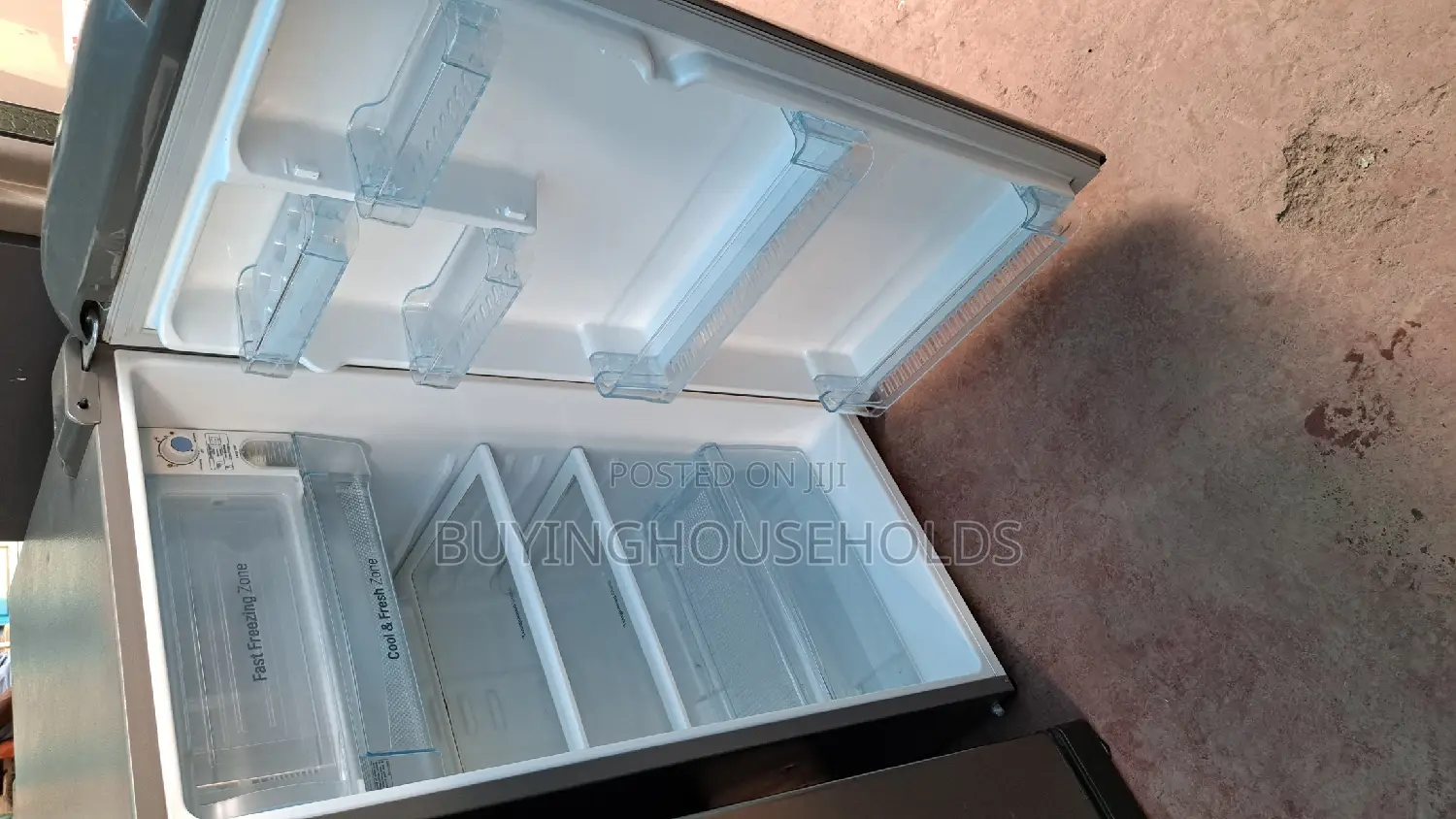 LG Curved 169L Fridge