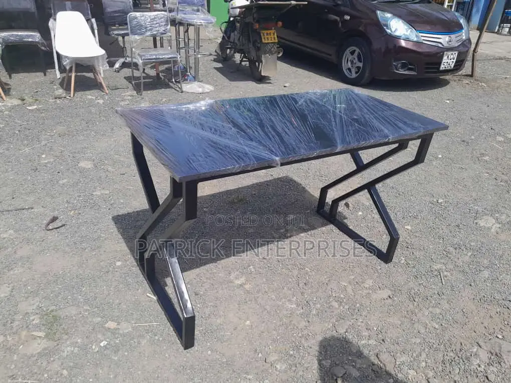 1.2 MTRS Metallic Study/Office Desk