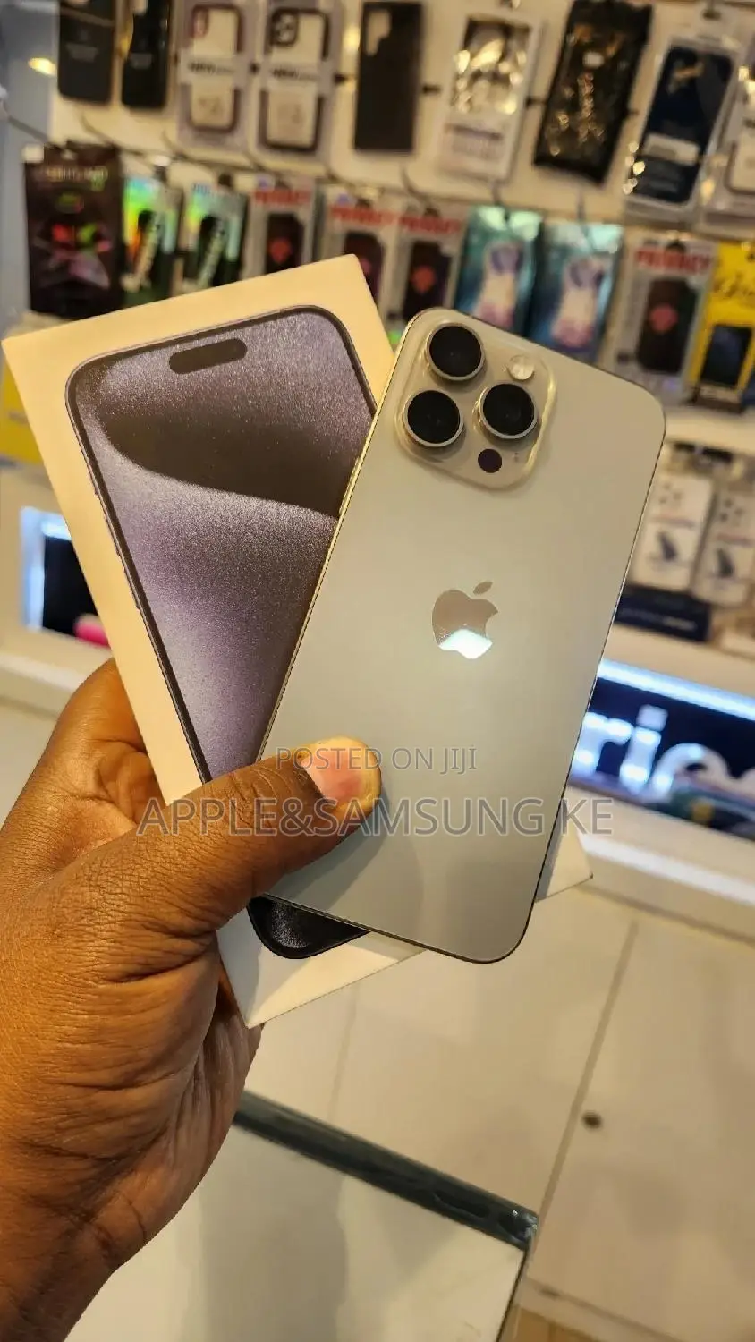 New Apple iPhone 15 Pro Max 256 GB Silver