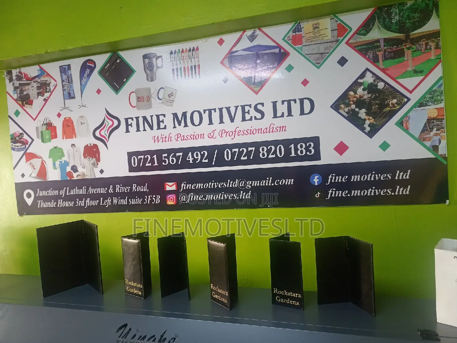 Perspex Signs Engraving
