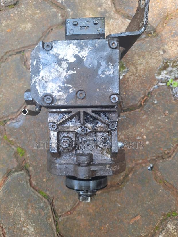 Nissan Caravan Zd30 Injector Pump - thumbnail 2