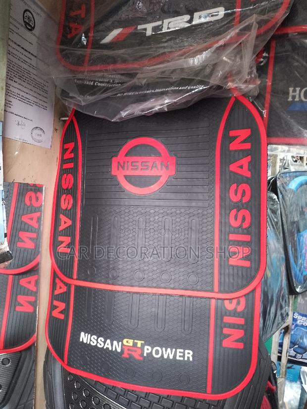 5pcs Red Logo Nissan Floor Mats
