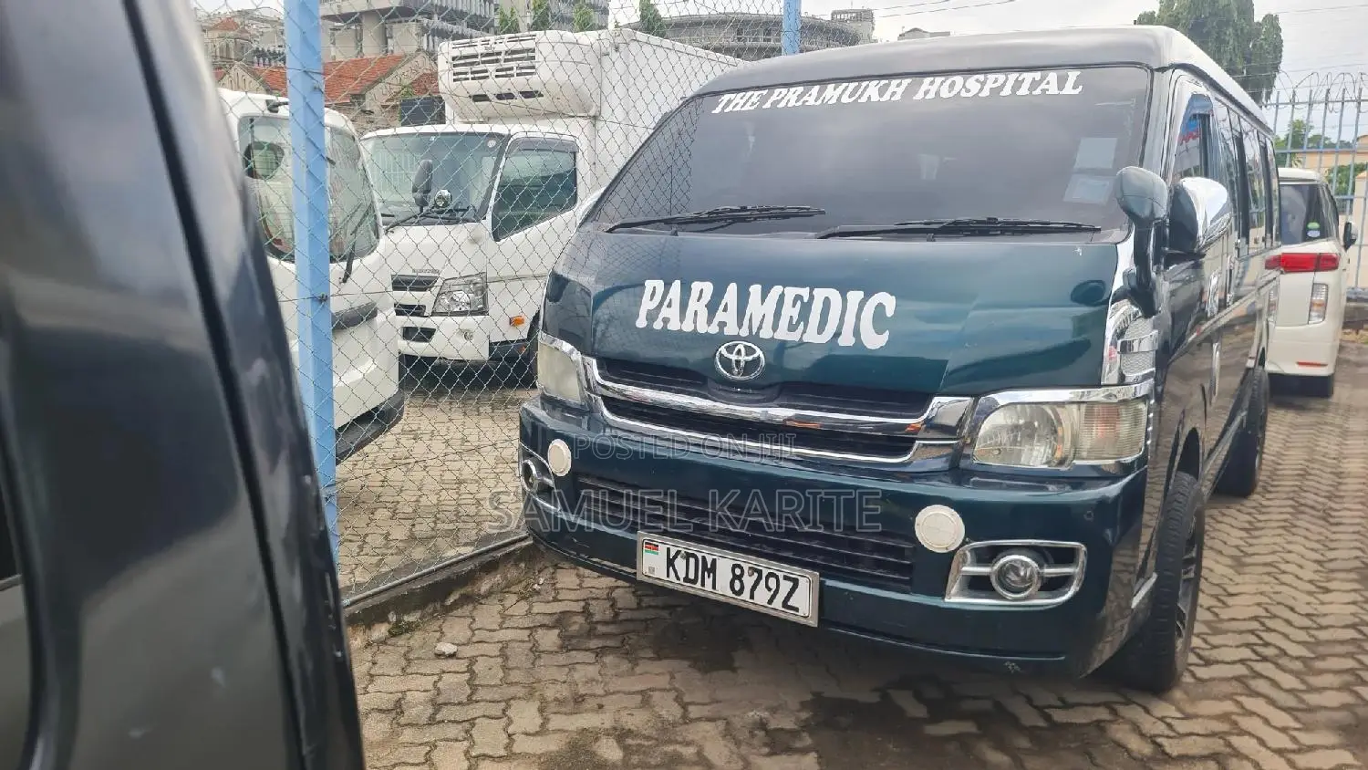 Toyota HiAce 2015 Green