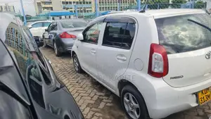 Toyota Passo 2015 White