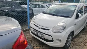 Toyota Passo 2015 White