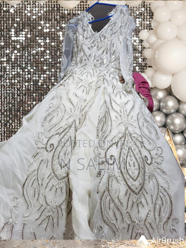 Wedding Gowns - thumbnail 3