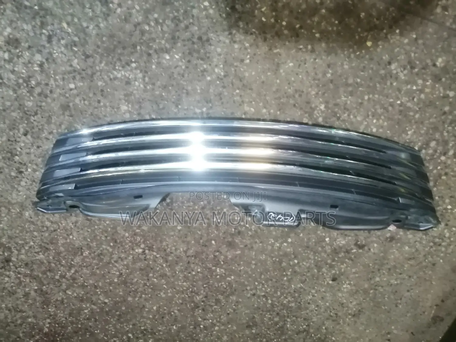 Toyota Mark X Zio 2010/2011 Grille, Clean EX Japan