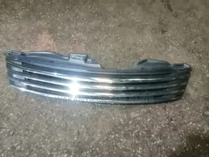 Toyota Mark X Zio 2010/2011 Grille, Clean EX Japan