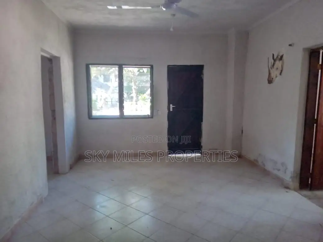 3bdrm Villa in La-Marina, Mtwapa for sale