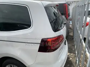 Volkswagen Sharan 2016 White