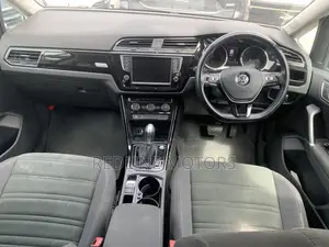 Volkswagen Touran 2016 Black