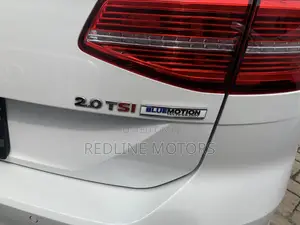 Volkswagen Passat 2016 White
