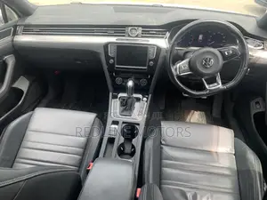 Volkswagen Passat 2016 White