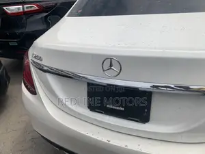 Mercedes-Benz C250 2017 Pearl
