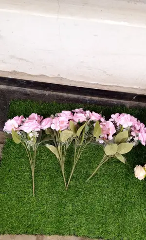 Roses Artificial