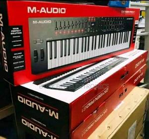 Oxygen Pro 61 M Audio Midi Controller - thumbnail 2