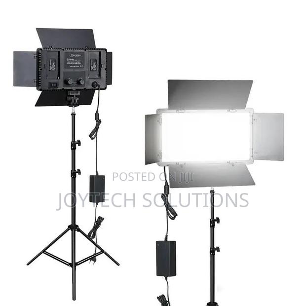 Led 600 Photo Light With Tripod