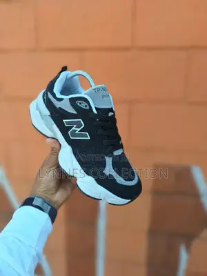 New Balance 990