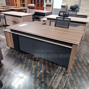 Exclusive Office Desk 1.8